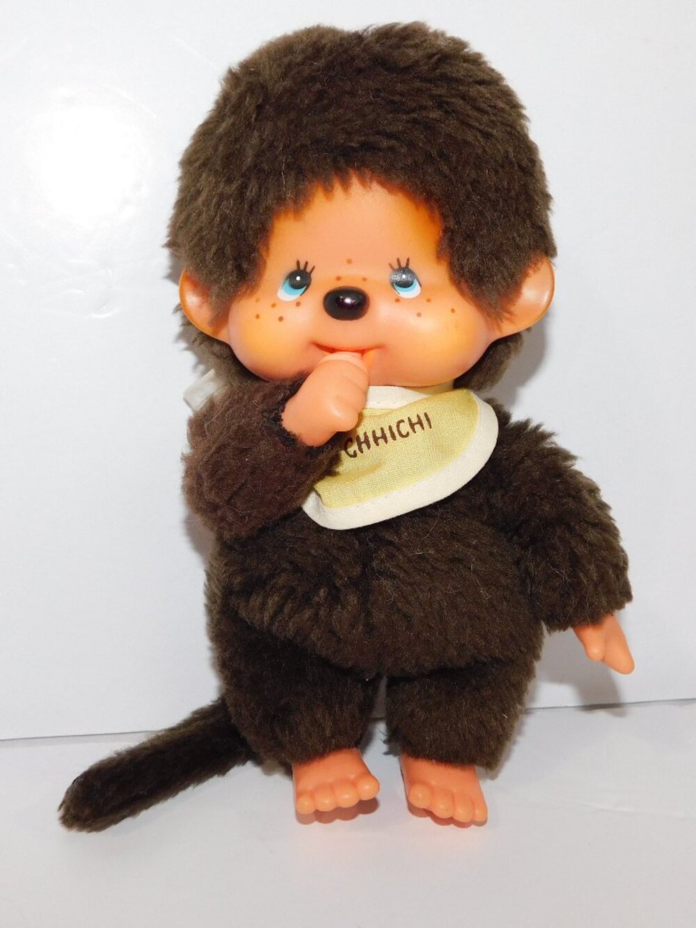 MONCHHICHI VTG 1974 monkey doll  Yellow Bib thumb sucker Bottle 7.5"